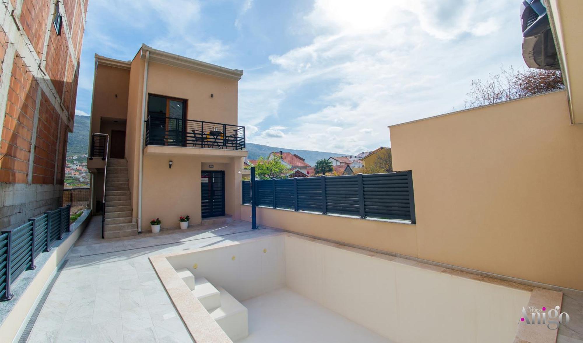 Apartament Gallery M And A - With Pool Mostar