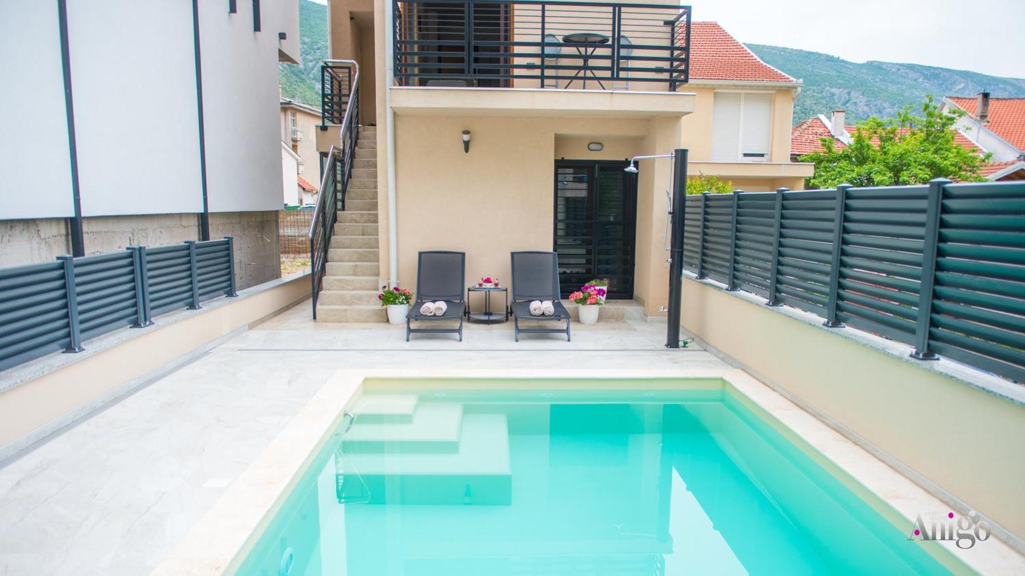 Gallery M And A - With Pool شقة موستار